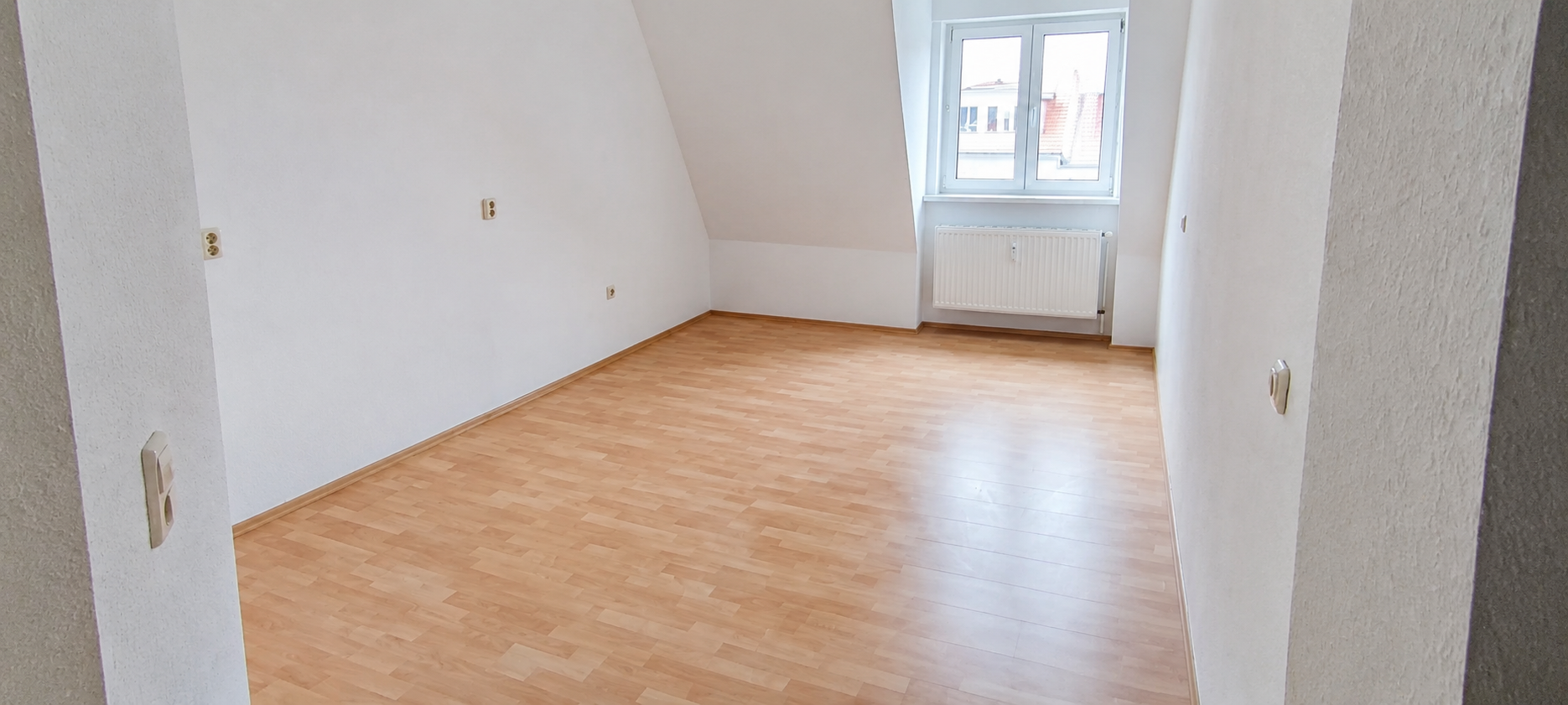Schöne Renovierte 2-Zimmerwohnung im Herzen Magdeburgs – Bild 11 von 15